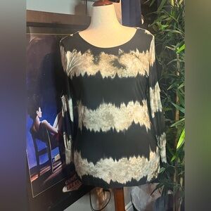 VENUS Black and Cream Long Sleeve Top